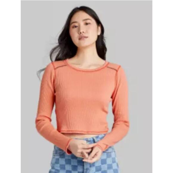wild fable Tops - NEW Wild Fable Cropped Long Sleeve Baby Tee Shirt Women's Large Coral Peach